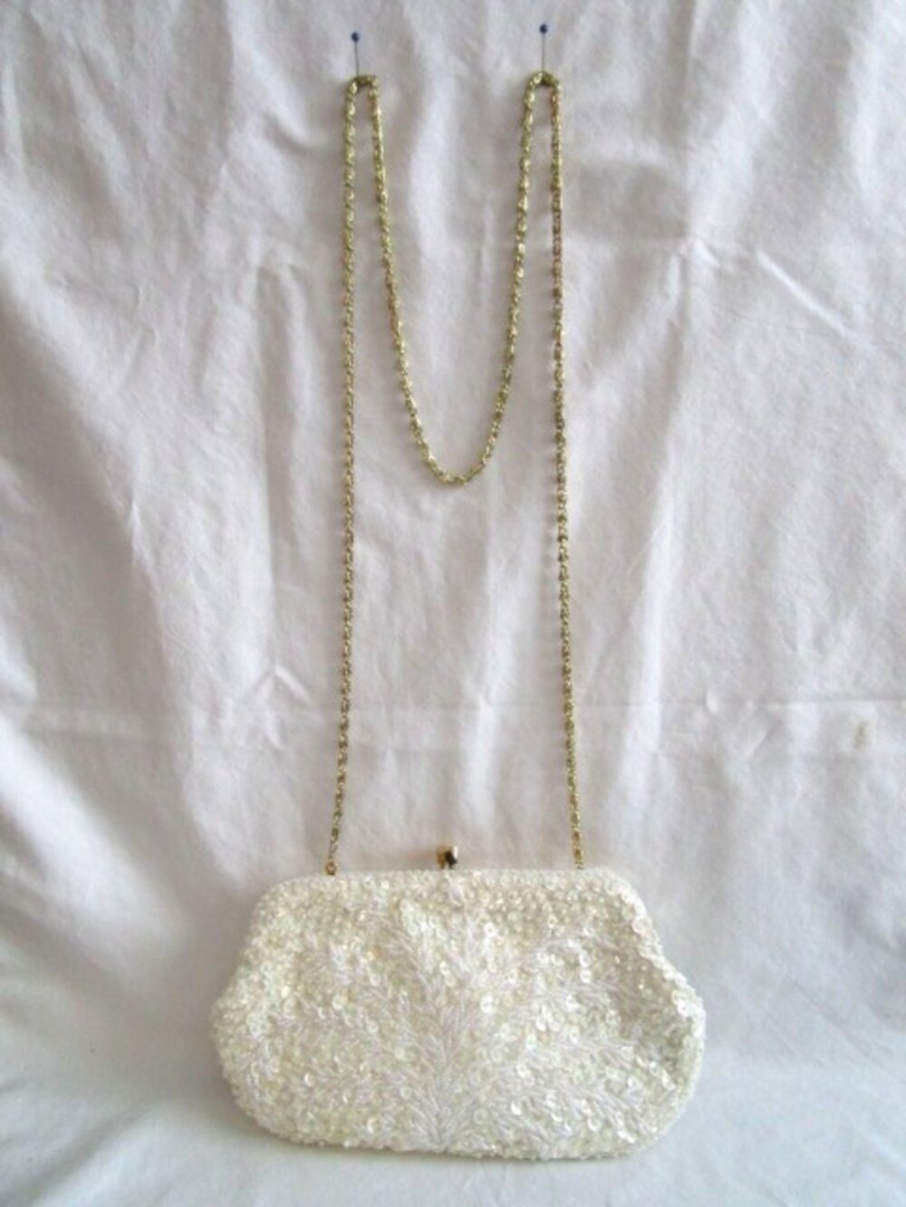 VINTAGE ROBINSONS SEQUIN & BEADED EVENING BAG IVORY